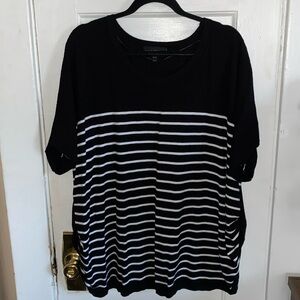 Lane Bryant Sweater Blouse Shortsleeved Size 26/28